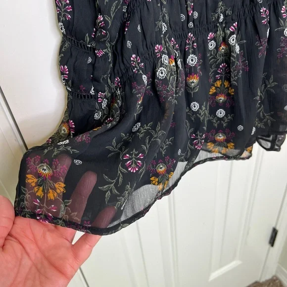 Floral mesh tank - Picture 8 of 8